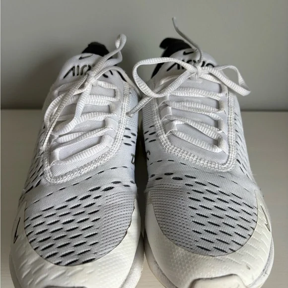 Nike Air Max 270 White & Black Mesh – Iconic Lifestyle Sneakers Size 7 - Picture 6 of 7
